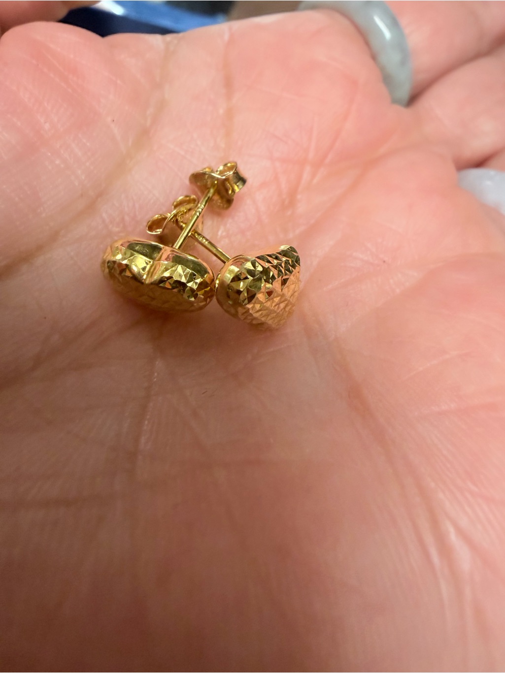 18k Gold Heart Stud Earrings - Classic Women's Jewelry 10.5mm